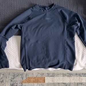Lululemon men’s navy city sweat pull over (S) (Like new)